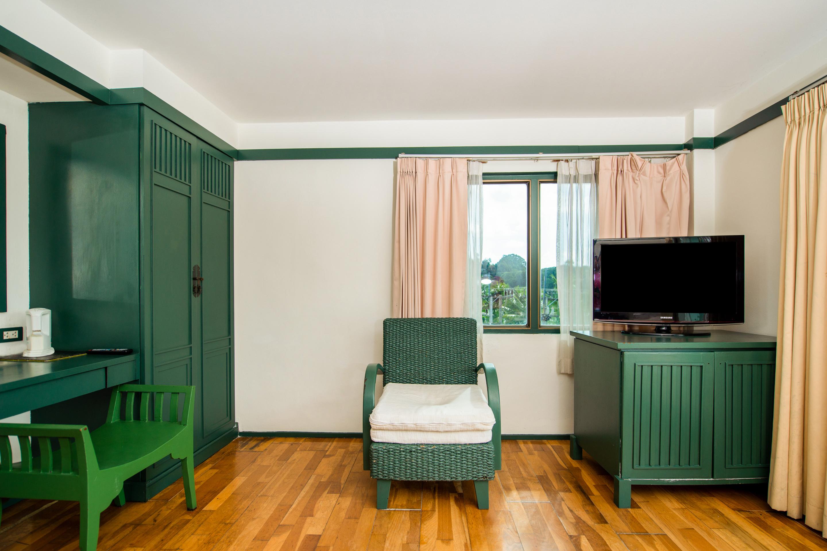 Oyo 255 The Ocean Hotel Patong מראה חיצוני תמונה