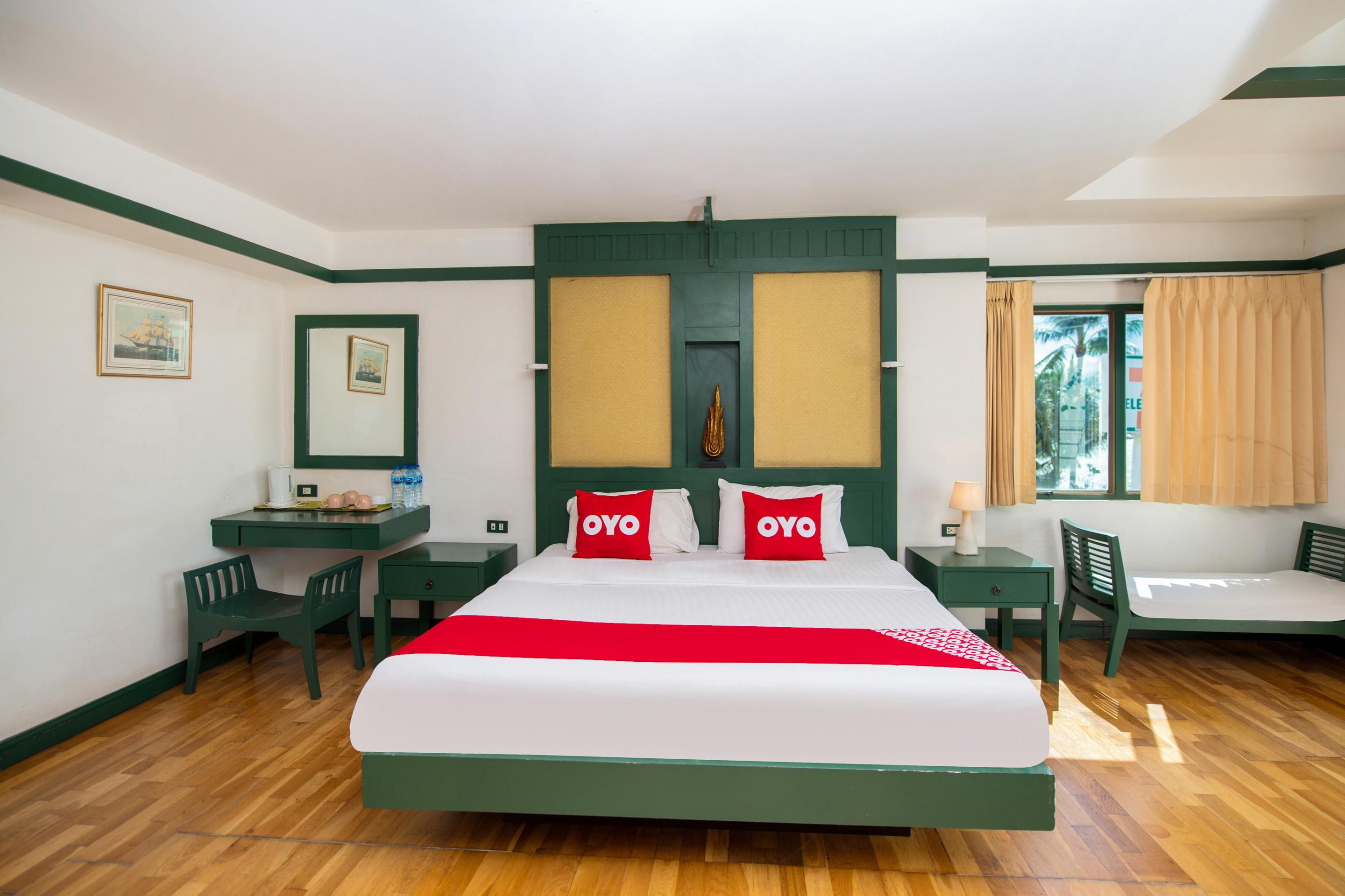 Oyo 255 The Ocean Hotel Patong מראה חיצוני תמונה