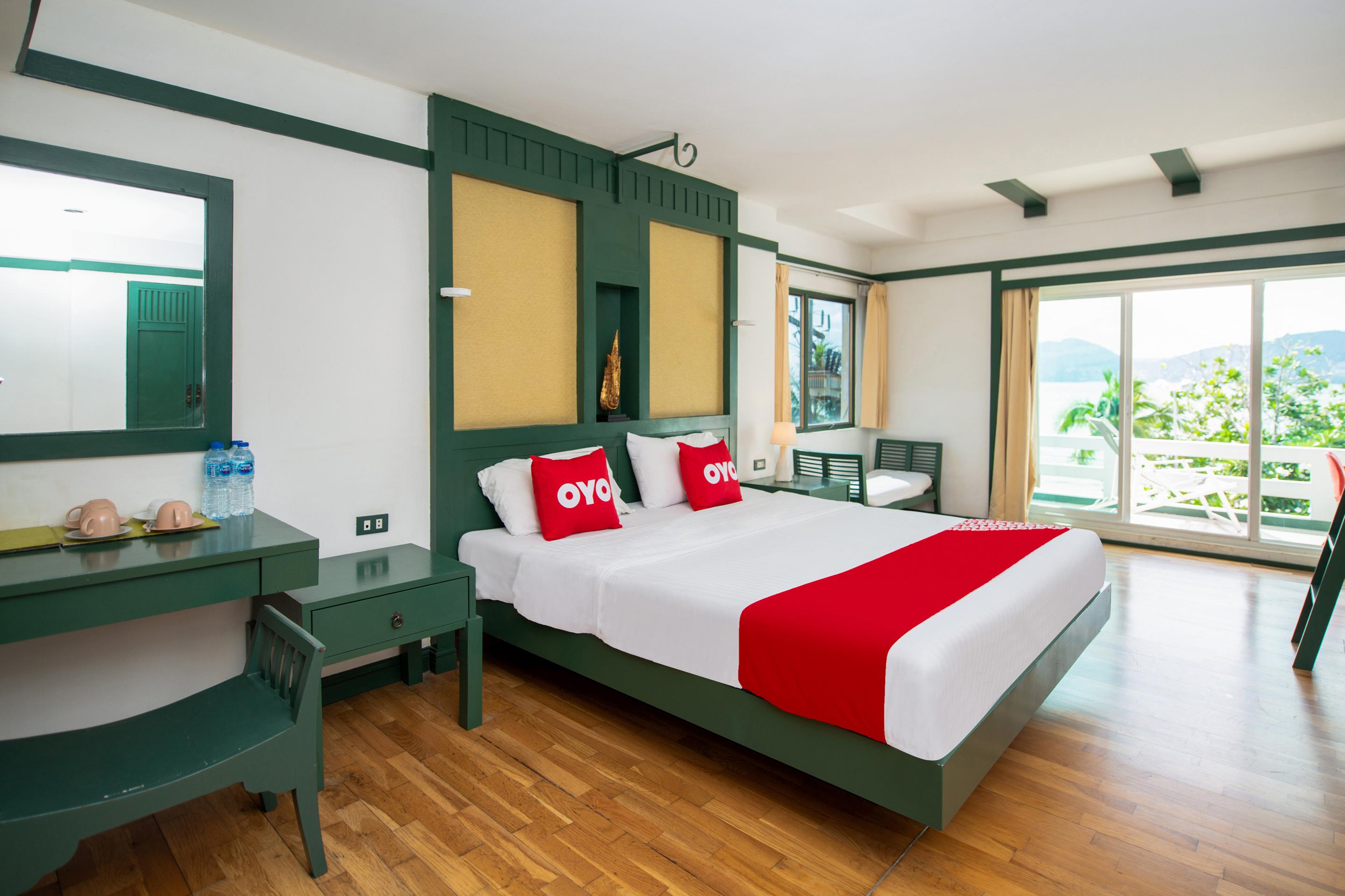 Oyo 255 The Ocean Hotel Patong מראה חיצוני תמונה