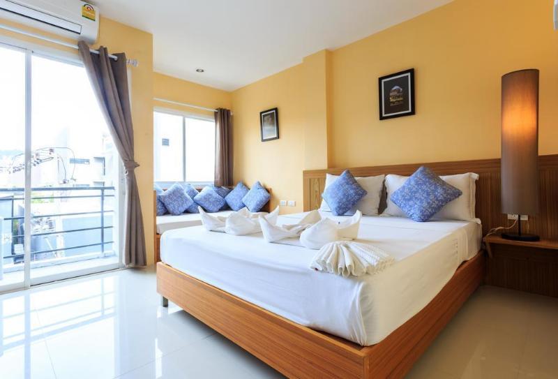 Oyo 255 The Ocean Hotel Patong מראה חיצוני תמונה