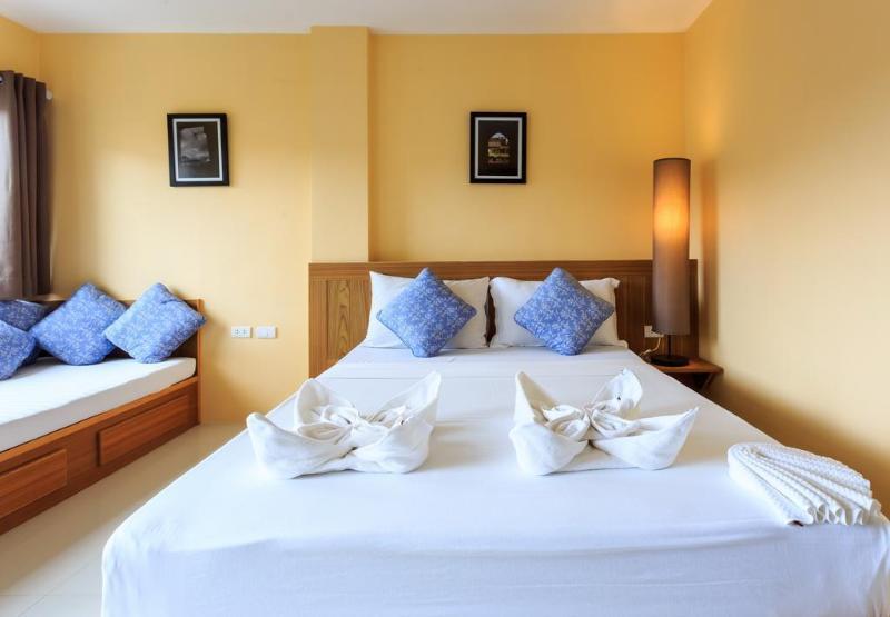 Oyo 255 The Ocean Hotel Patong מראה חיצוני תמונה